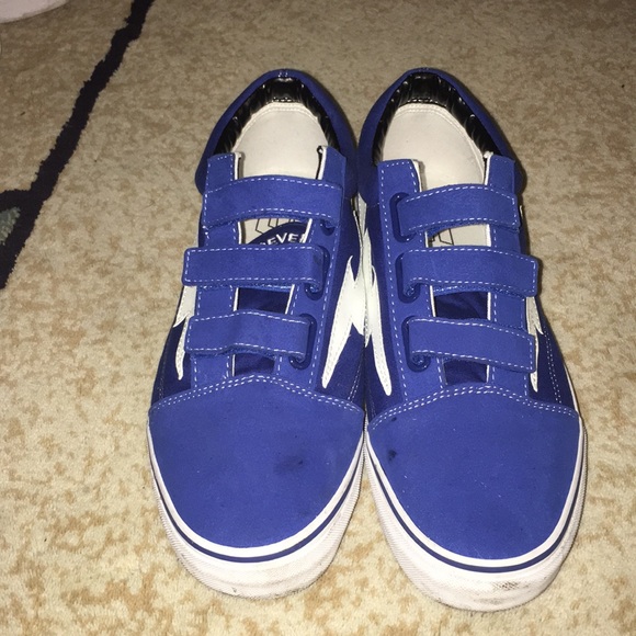 revenge x storm vans size 13